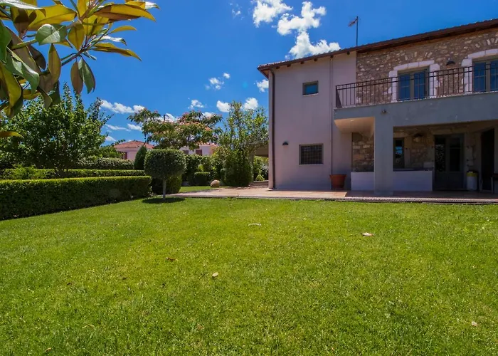 Villa Magoula