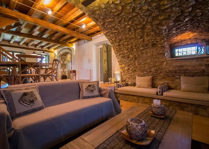Villa Magoula *