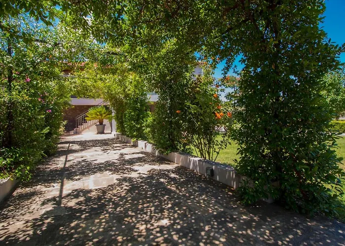 Villa Magoula *