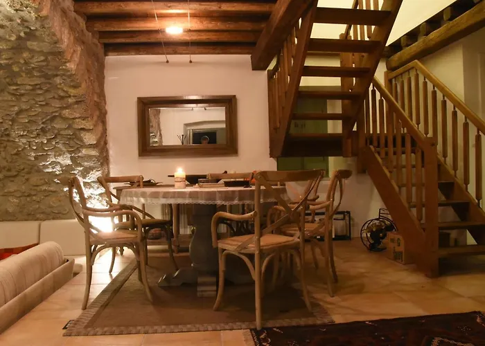 Villa Magoula