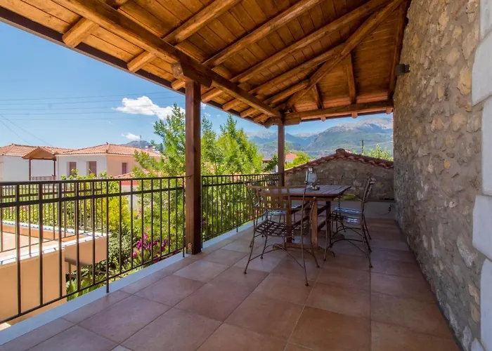 Magoula Villa